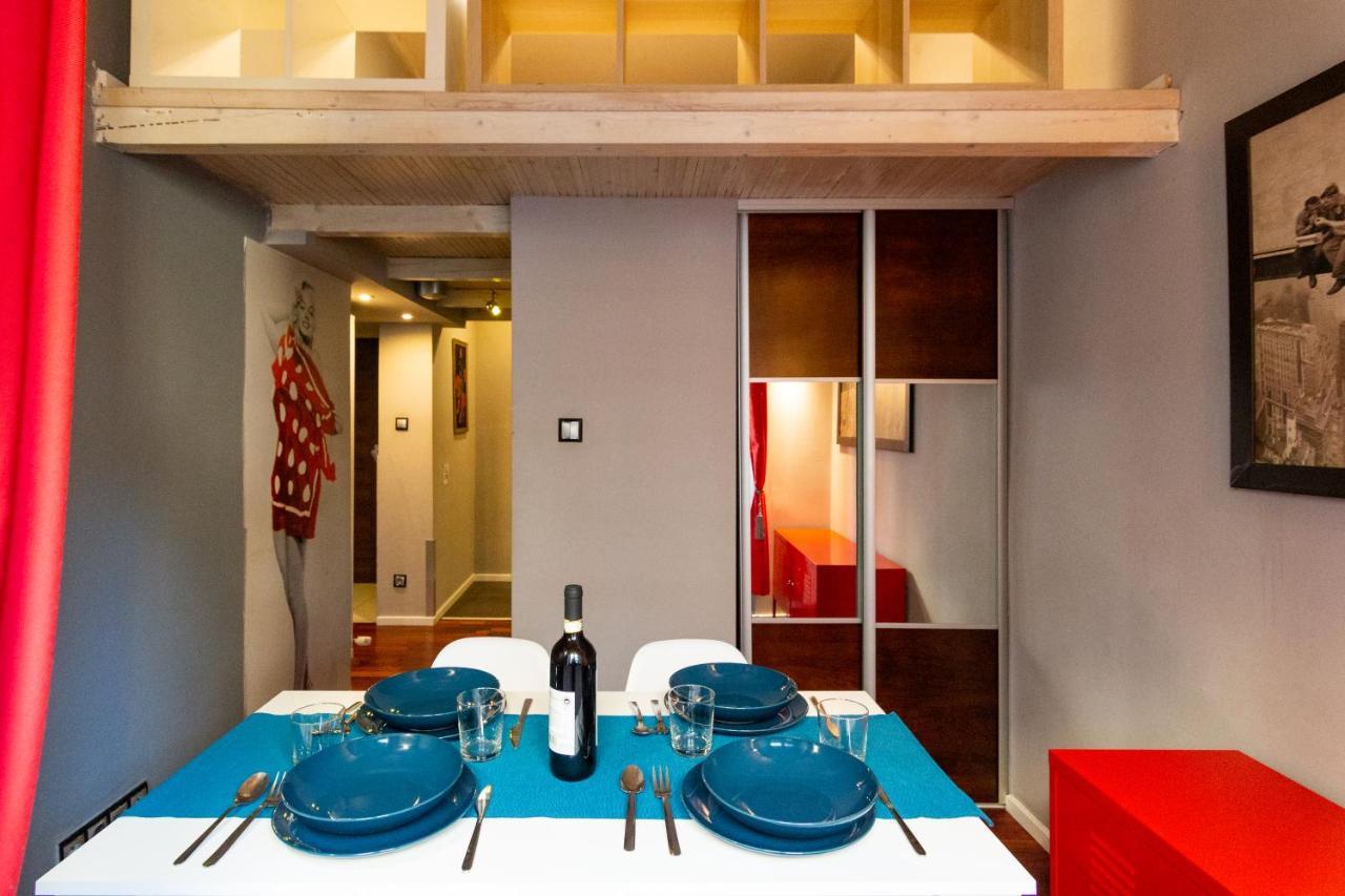 Lilly Apartment Main Train Station Old Town By The Castle Suites Krakow Dış mekan fotoğraf