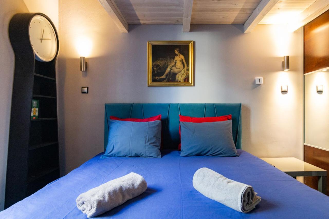 Lilly Apartment Main Train Station Old Town By The Castle Suites Krakow Dış mekan fotoğraf